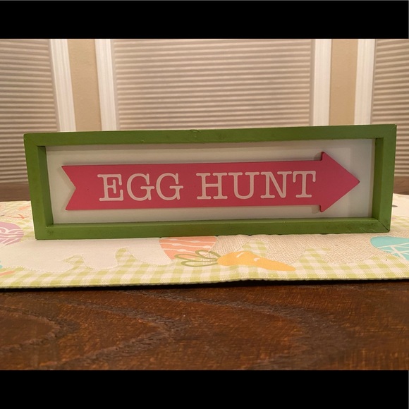 Easter Egg Hunt Sign, Green & Pink Arrow Egg Hunt Decor Sign, Tabletop or Wall - Picture 7 of 12